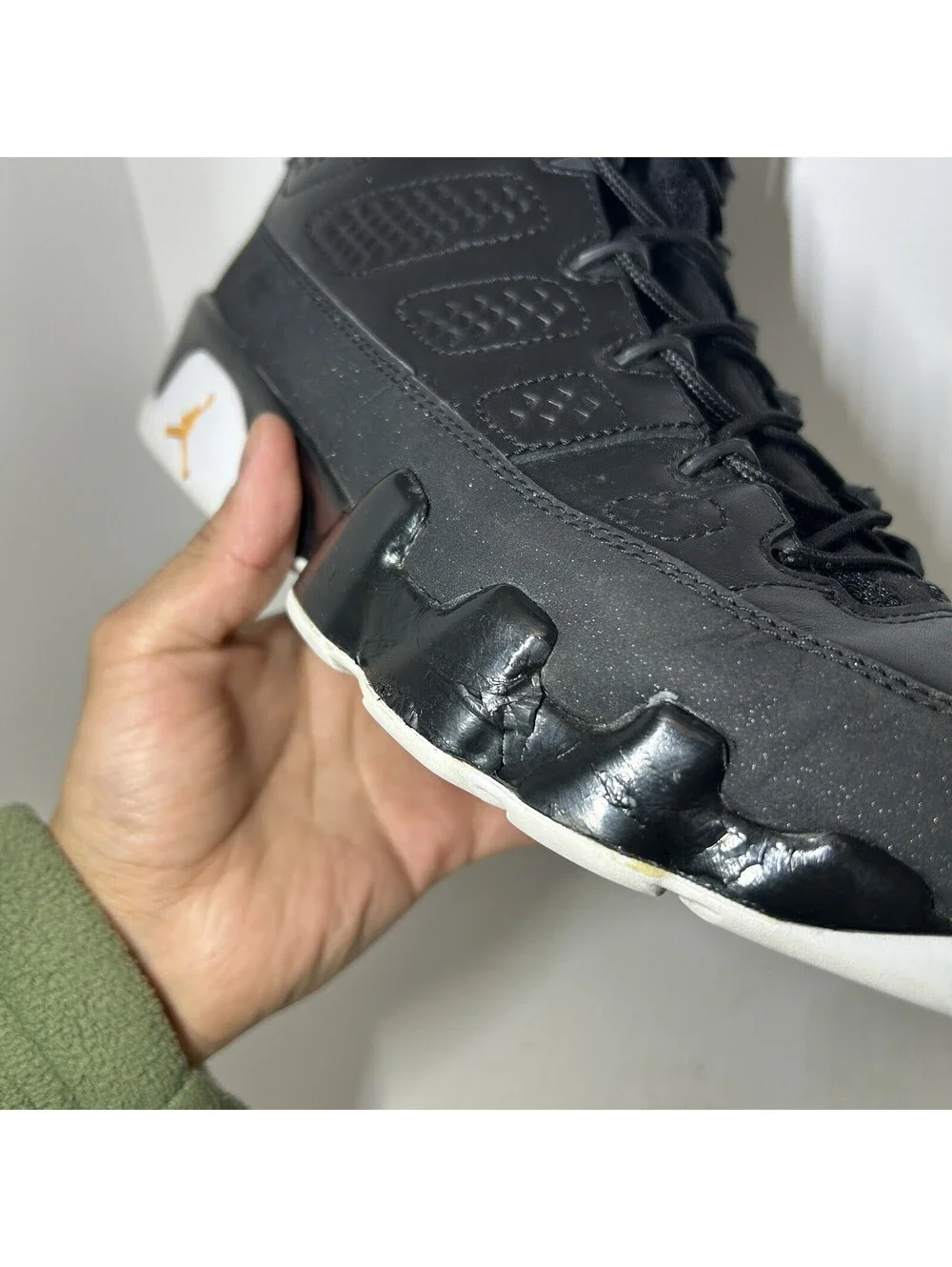 Air Jordan 9 Retro Citrus 2010 - Size 9.5 - (302370-004)